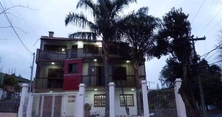Casa para Venda - 525m², 3 dormitórios, sendo 3 suites, 4 vagas - Vila João Pessoa