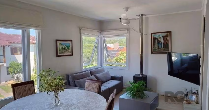 Casa de 3 dormitórios no bairro Mário Quintana