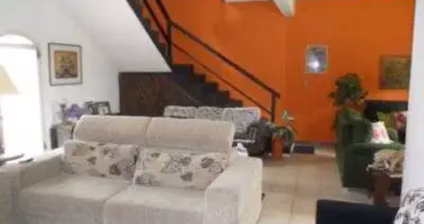 Casa para venda - 270m², 5 dormitórios, sendo 1 suites, guarujá