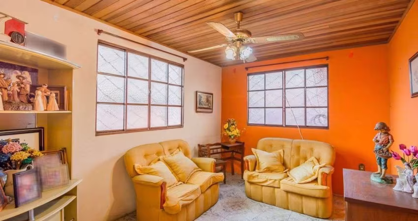 Casa 4 dormitórios 180m² à venda no Bairro São João