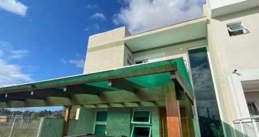 Casa para Venda - 137m², 3 dormitórios, sendo 1 suites, 2 vagas - Hípica