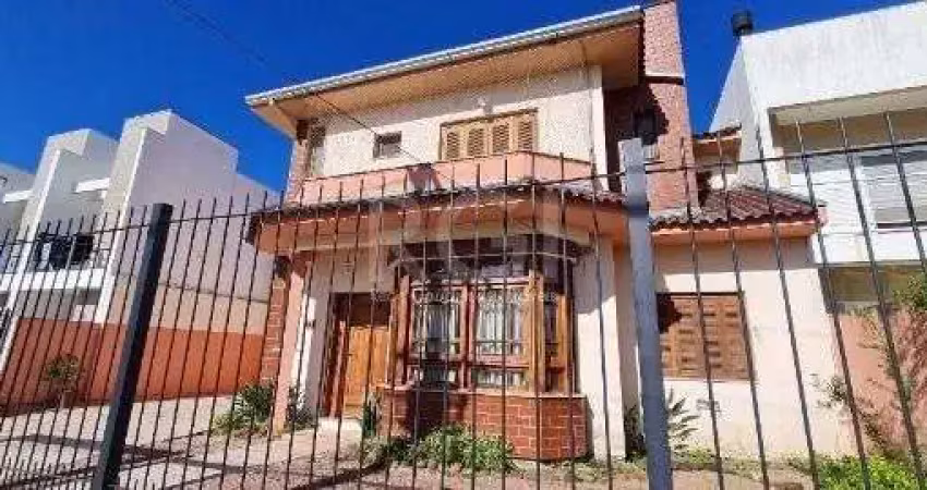 Casa para venda - 239m², 5 dormitórios, sendo 1 suites, 4 vagas - hípica