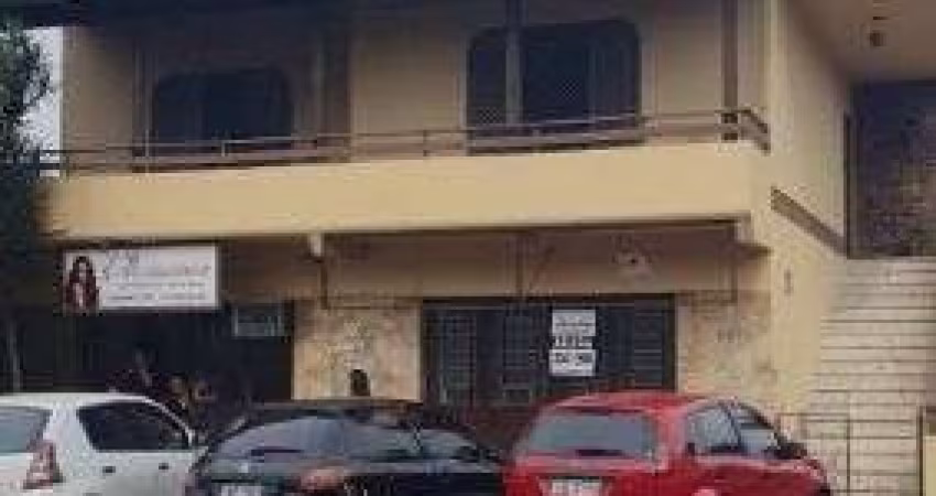 Casa em Porto Alegre, no bairro Cavalhada, com 3 dormitório(s), e 3 banheiros, à venda.