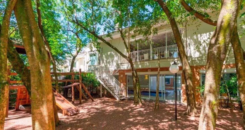Casa para comprar Com 4 dormitórios , 431 m²- Três Figueiras - Porto Alegre/RS