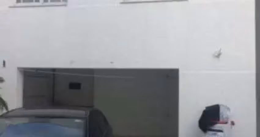 Casa para venda - 100m², 4 dormitórios, sendo 1 suites, 3 vagas - medianeira