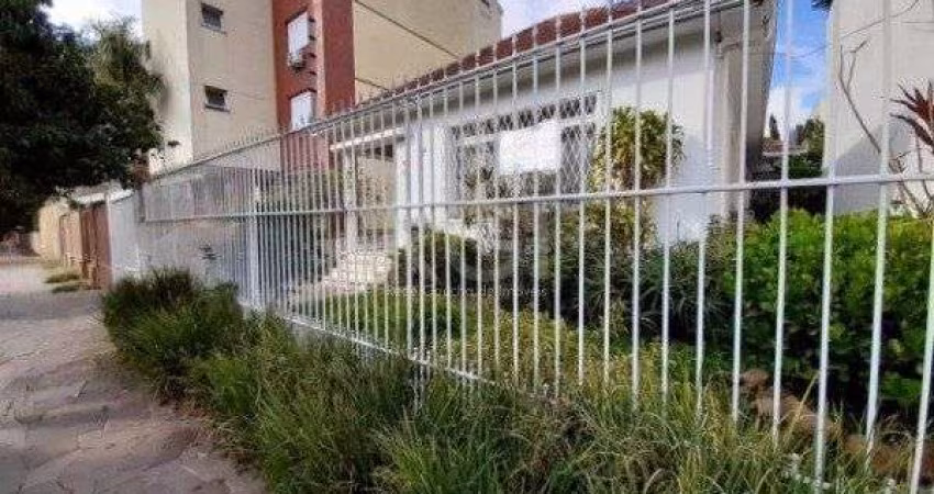 Terreno para Venda - 228m², 3 dormitórios, sendo 1 suites, 2 vagas - Menino Deus