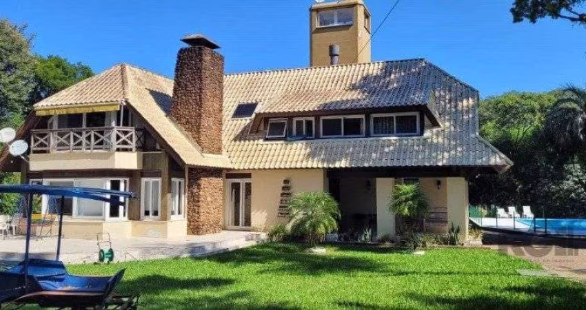 Venda Casa maravilhosa em terreno de 8.125m² com acesso ao Rio Guaiba,  na Estrada Retiro da Ponta Grossa - Porto Alegre
