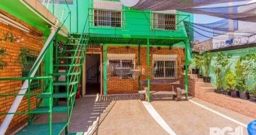 CASA 3 DORMITORIOS NA ASSIS BRASIL