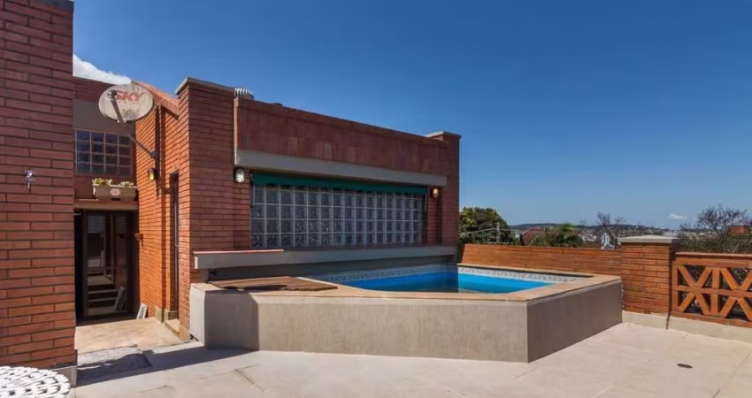 Casa Condominio para Venda - 359.27m², 3 dormitórios, sendo 1 suites, 4 vagas - Cristal