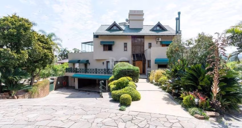 Casa Condominio para Locação/Aluguel - 784m², 6 dormitórios, sendo 2 suites, 6 vagas - Ipanema