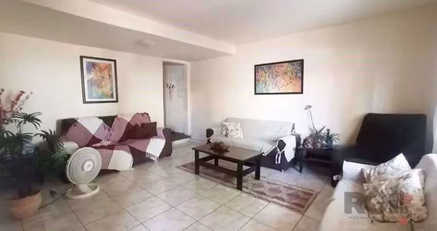 Sobrado 5 dormitórios, 4 suites, pátio, piscina, 1 vaga - bairro menino deus