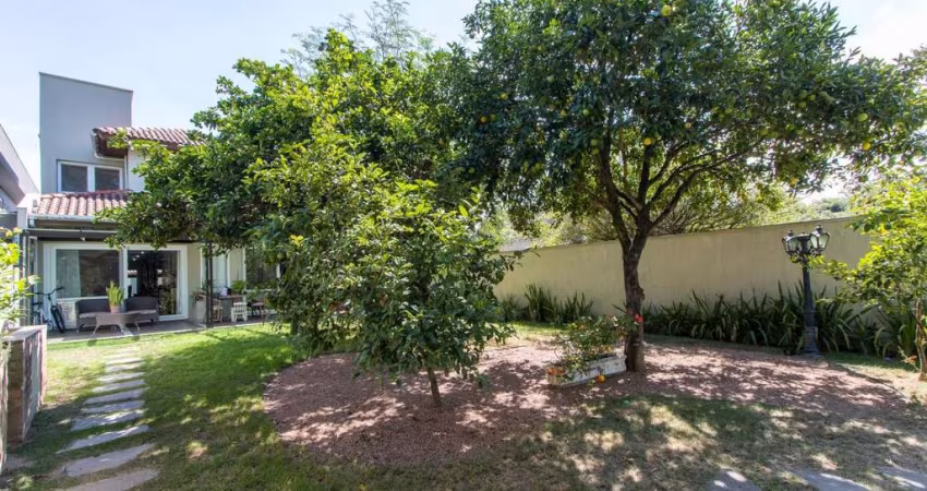 Casa em condomínio fechado com 3 quartos à venda na Avenida Juca Batista, --, Belém Novo, Porto Alegre