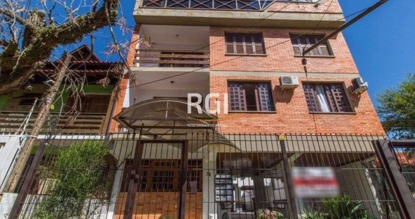 Cobertura para Venda - 170m², 3 dormitórios, 2 vagas - São Sebastião