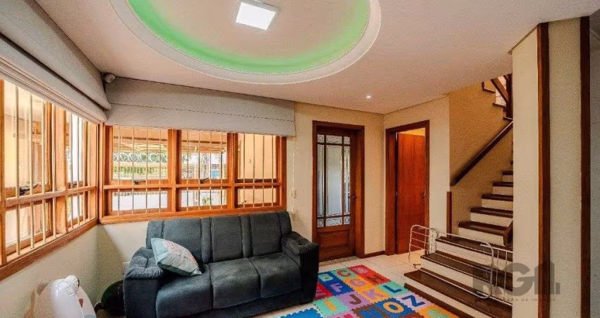 Casa no Parque Santa Fé de 4 dormitórios e 4 vagas