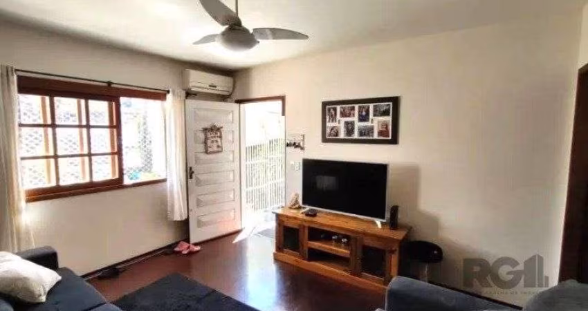 casa sobrado de 3 dormitórios e 3 vagas