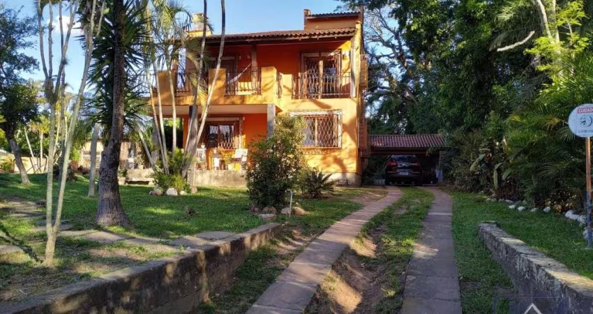 Casa para Venda - 318.18m², 3 dormitórios, 2 vagas - Belém Novo, Porto Alegre