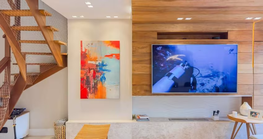 CASA COMPLETAMENTE REFORMADA CONDOMINIO TERRARA