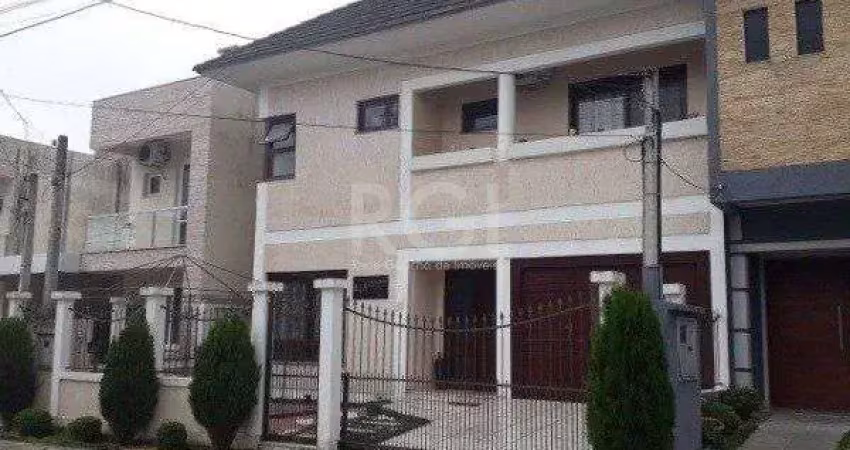 Casa para venda - 272m², 3 dormitórios, sendo 1 suítes, 2 vagas - hípica