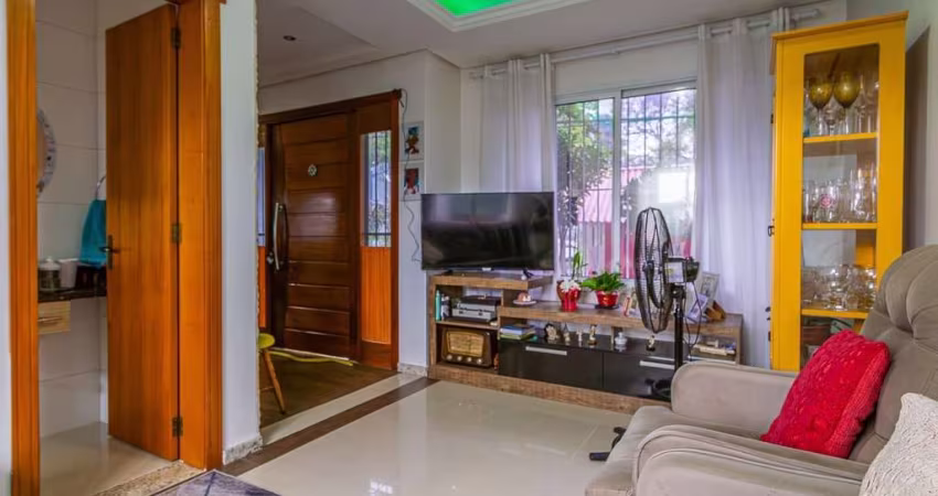 Casa 3 dormitórios com duas suítes bairro Jardim Floresta - Lindoia
