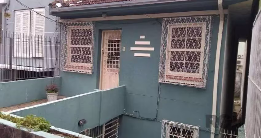 Casa com 4 quartos à venda na Avenida Caçapava, --, Petrópolis, Porto Alegre