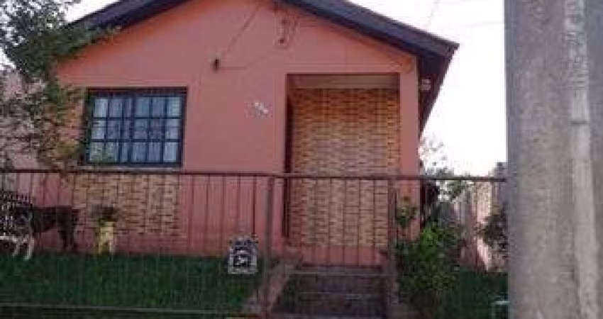 Casa em Porto Alegre, no bairro Espírito Santo, com 2 dormitório(s), e 2 banheiros, à venda.