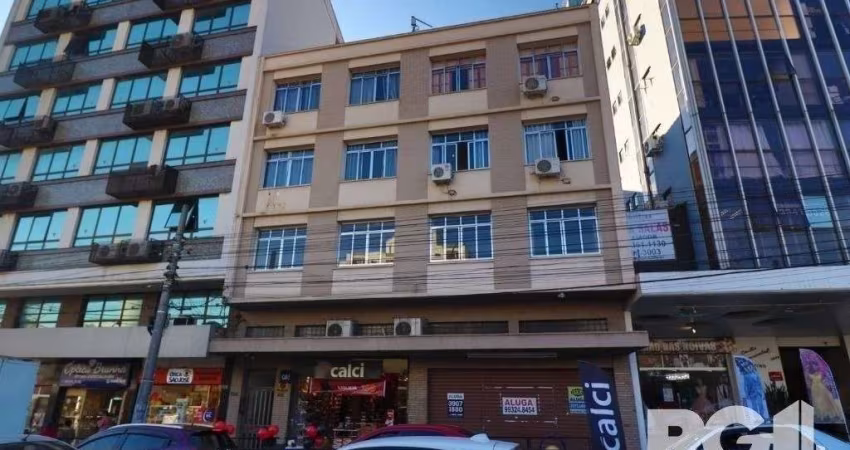 Vende apto de 02 dormitórios, sala, banheiro, cozinha e área de serviço