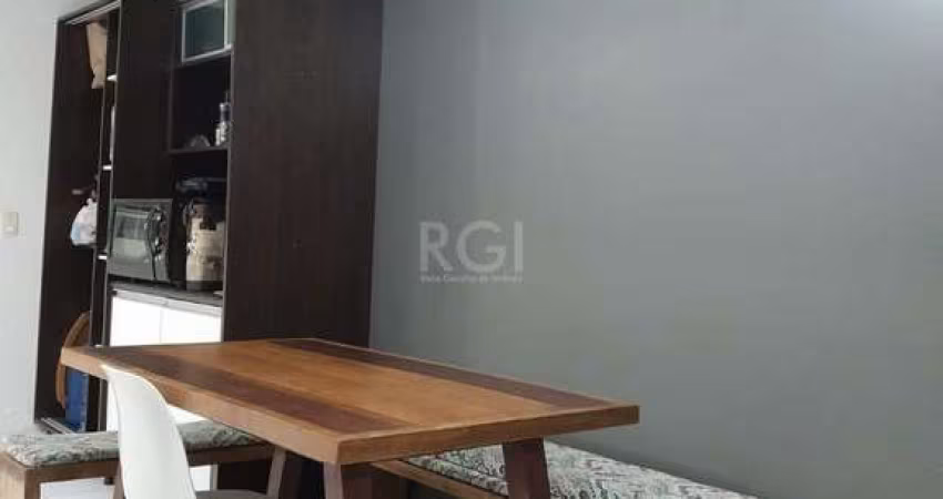 Casa Condomínio para Venda 2 dormitórios, sendo 1 suites, 1 vaga - Hípica