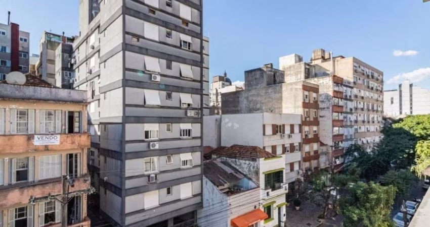 Apartamento de 2 dormitórios no bairro Centro Histórico