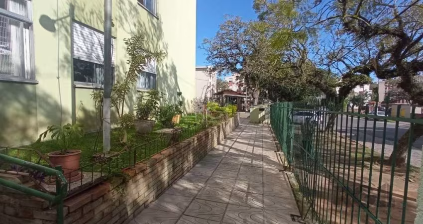 Apartamento de 1 dormitório com vaga no bairro Vila Nova