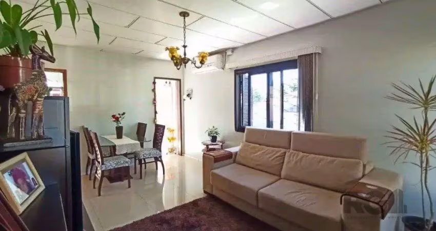 Casa com 3 quartos à venda na Rua Barcelona, --, Lomba do Pinheiro, Porto Alegre