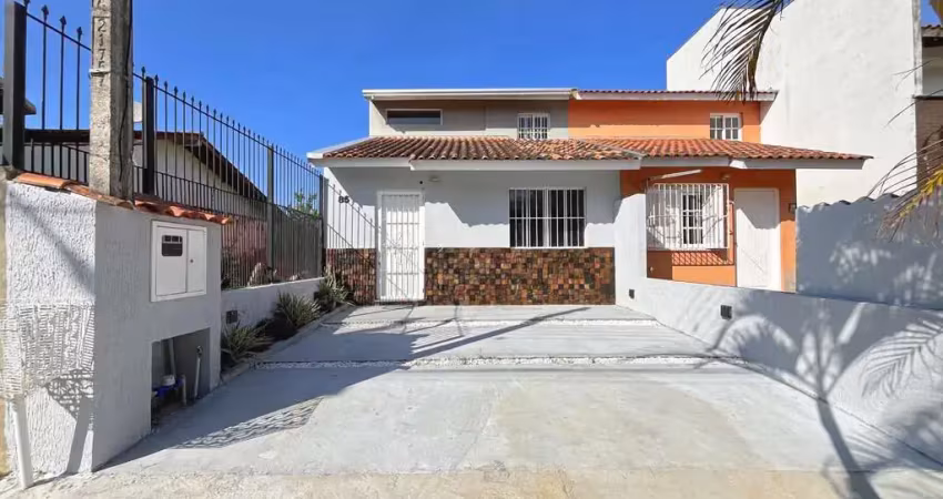 Casa para venda - 70m², 2 dormitórios, 2 vagas - hípica