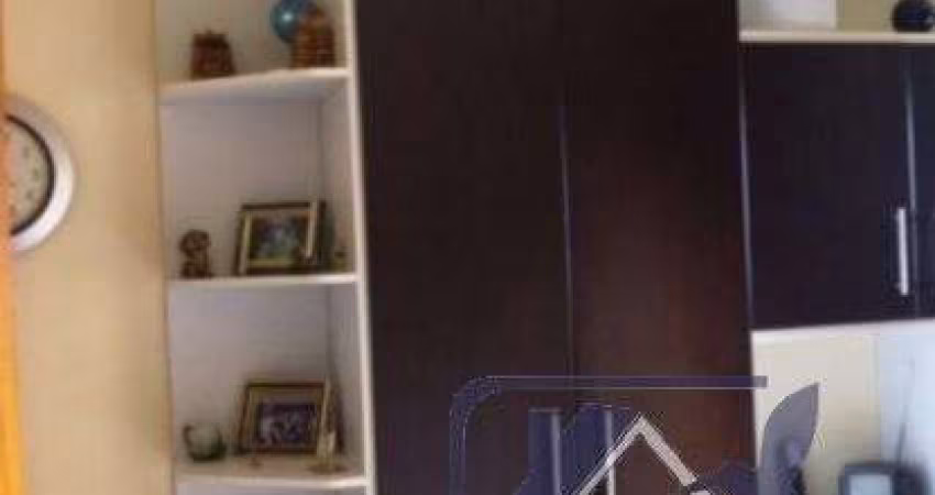 Casa para Venda - 169m², 3 dormitórios, sendo 1 suites, 2 vagas - Hípica
