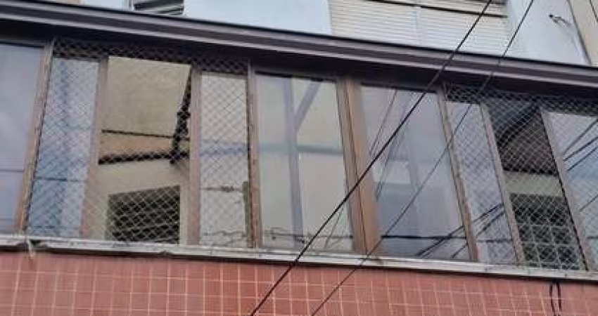 Apartamento cobertura 1 quarto no bairro Cidade Baixa!
