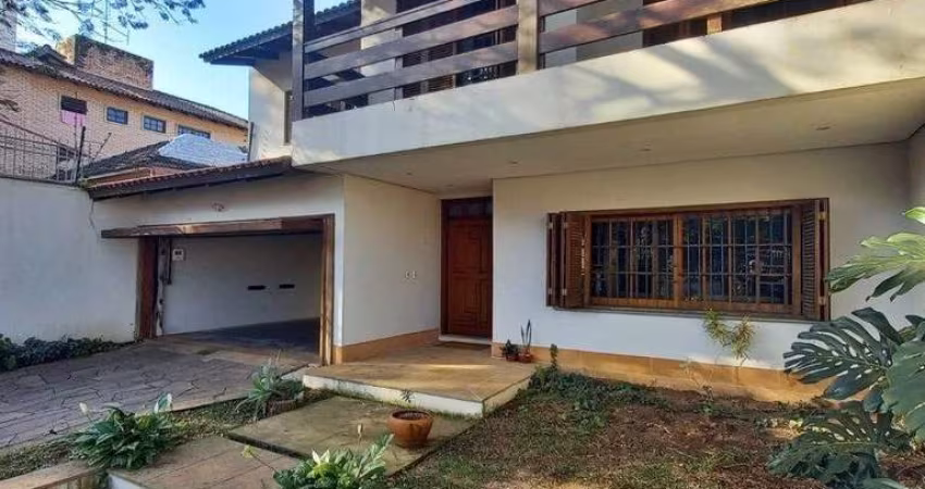Casa para Venda - 420.84m², 4 dormitórios, sendo 1 suites, 5 vagas - Santa Tecla