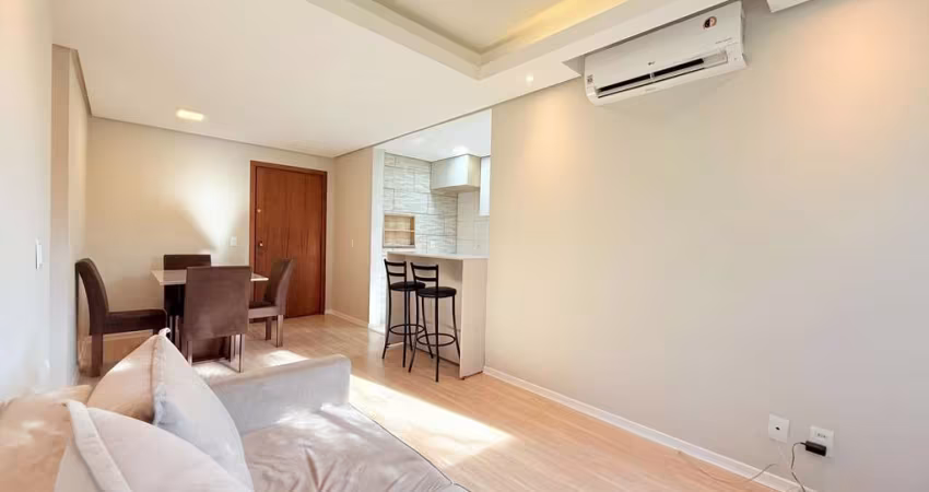 VENDA- Apartamento com 2 dormitórios sendo 1 suite, churrasqueira e vaga- Menino Deus, Porto Alegre