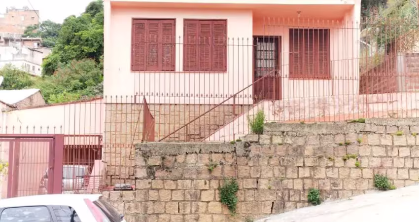 Casa com 3 quartos à venda na Rua Capitão Padilha, --, Glória, Porto Alegre