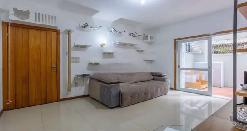 Apartamento de 2 dormitórios no centro histórico de poa