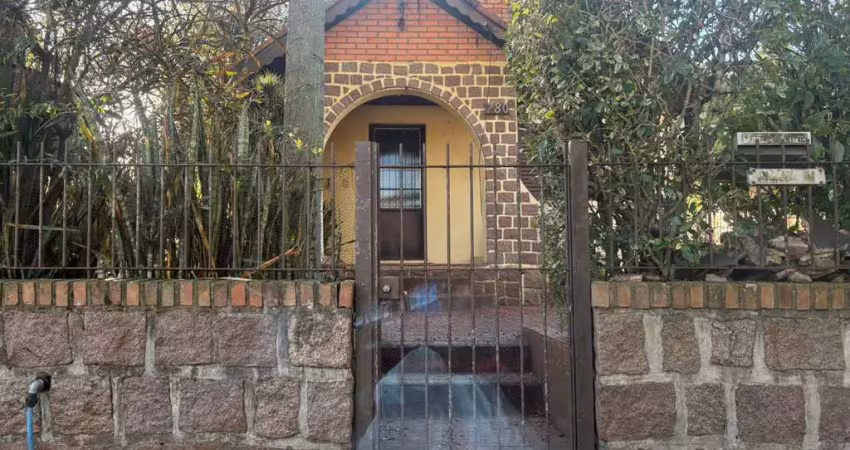 Casa com 2 quartos à venda na Rua Padre João Batista Reus, --, Vila Conceição, Porto Alegre