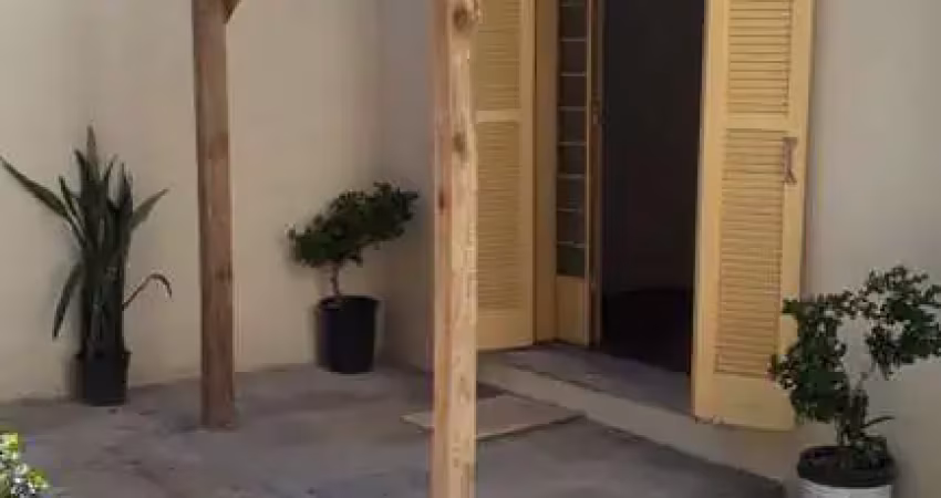 Apartamento garden, 1 quarto, pátio privativo, prox hospital de clinicas poa/rs