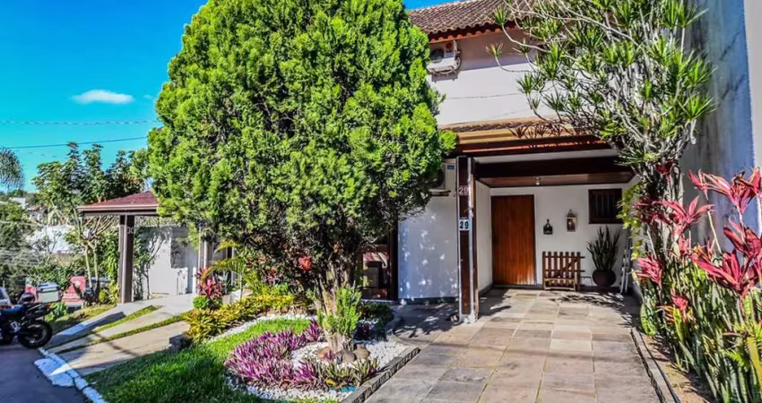 Casa em condomínio fechado com 3 quartos à venda na Avenida Eduardo Prado, --, Cavalhada, Porto Alegre