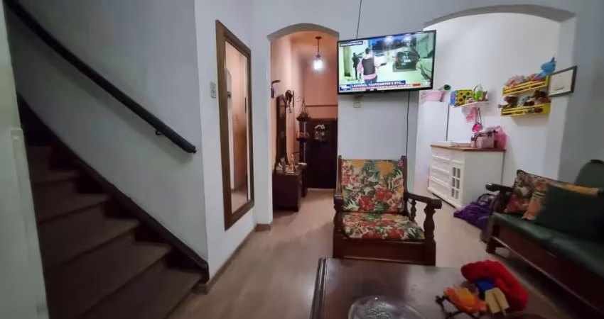 Casa sobrado residencial de 3 dormitórios para venda, 1 vaga de garagem fechada no bairro cidade baixa em porto alegre/rs.