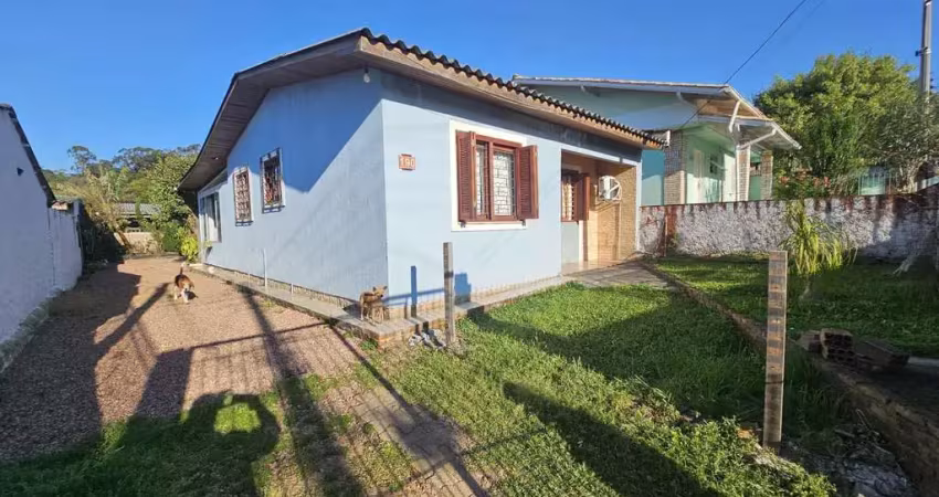 Casa para venda - 79.22m² 2 dormitórios, + casa de 1 dormitório nos fundos, piscina e quiosque com churrasqueira - espirito santo
