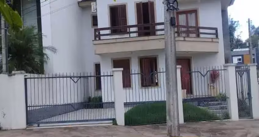 Sobrado a venda no bairro hipica de porto alegre com 04 dormitórios sendo 01 suite
