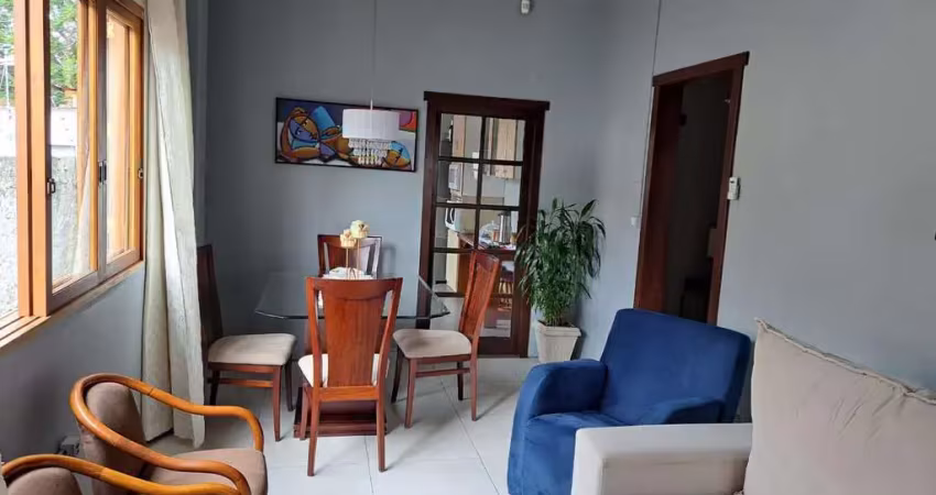 Casa com 02 quartos (01 suíte), 03 vagas no bairro sarandi em porto alegre