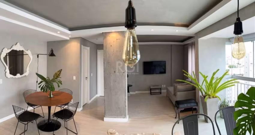 Apartamento 2 quartos (dormitórios), transformado em 1 (fácil reversãos), 61 m² de área privativa e 1 vaga de garagem. Localizado na Rua/Av. Andarai, no bairro Passo D Areia em Porto Alegre.&lt;BR&gt;