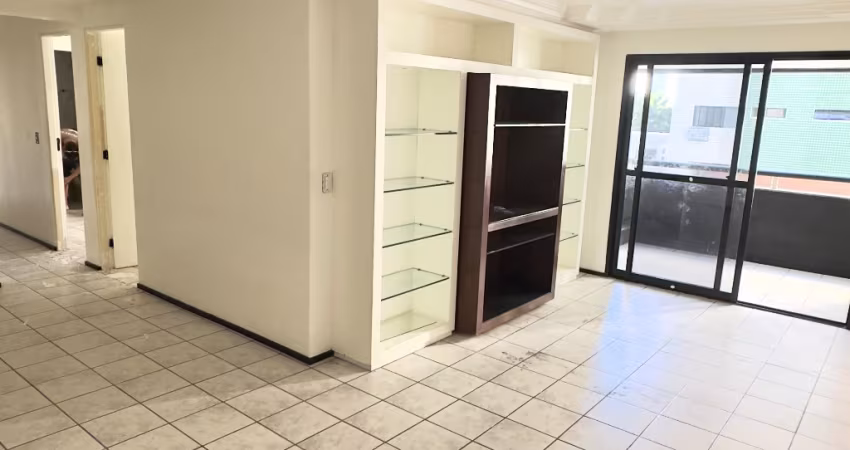 Excelente apartamento  com três quartos perto do Iguatemi