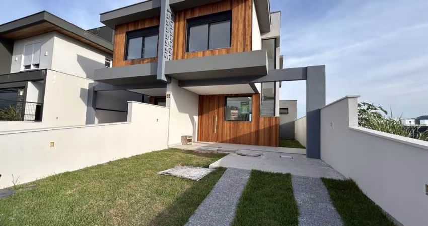 Casa para Venda em Florianópolis, Campeche, 3 dormitórios, 1 suíte, 3 banheiros, 2 vagas