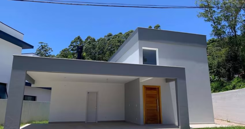 Casa para Venda em Florianópolis, Cachoeira do Bom Jesus, 3 dormitórios, 3 suítes, 4 banheiros, 2 vagas