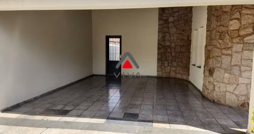 Casa com 4 quartos à venda na Rua Doutor Alvarim Viêira Rios, 10000, Bairro de Fátima, Pouso Alegre