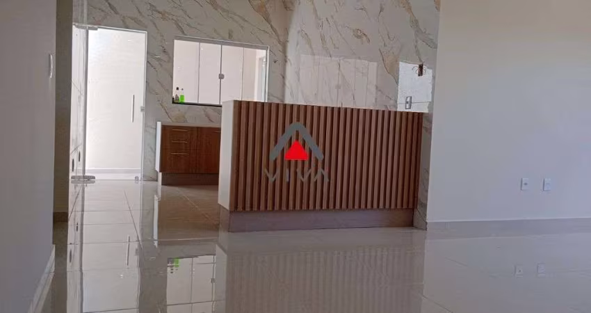 ACEITA TERRENO ATÉ 100 MIL Casa de lote inteiro no Parque Real